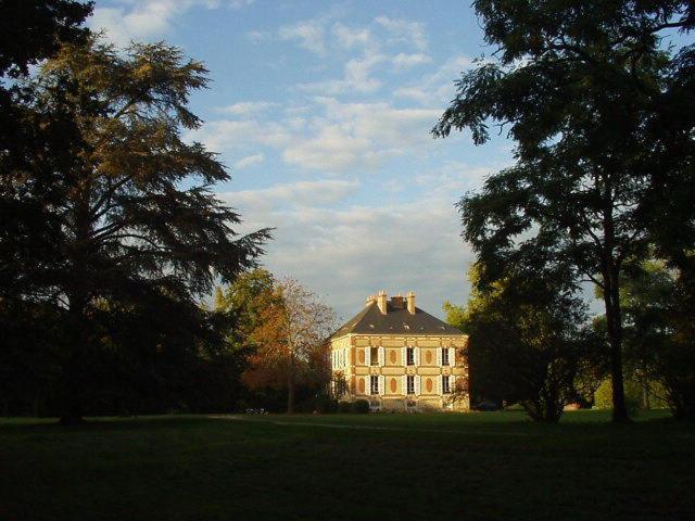 Château des Bouffards Brinon-sur-Sauldre Extérieur photo
